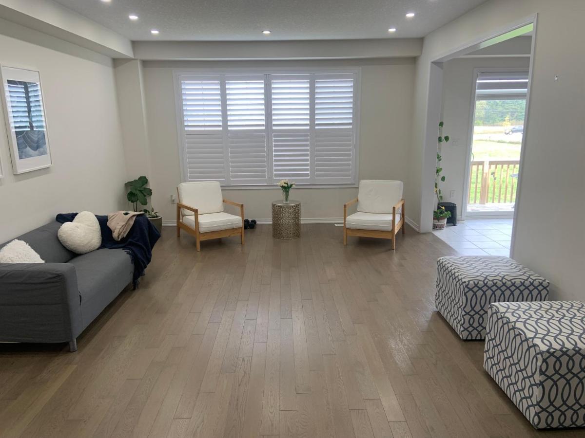 Niagara- Beautiful Cozy Sunfilled Big Complete House Minutes Drive From Falls Vila Thorold Exterior foto